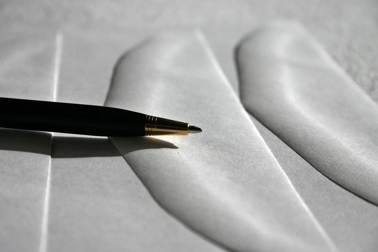 letter, wallpaper 4k, windows wallpaper, write, desktop backgrounds, free background, correspondence, full hd wallpaper, envelope, post office, envelopes, regards, beautiful wallpaper, news, free wallpaper, mac wallpaper, 4k wallpaper, 4k wallpaper 1920x1080, cool backgrounds, wallpaper hd, ballpoint pen, writing tool, white, background, communication, hd wallpaper, laptop wallpaper, pen