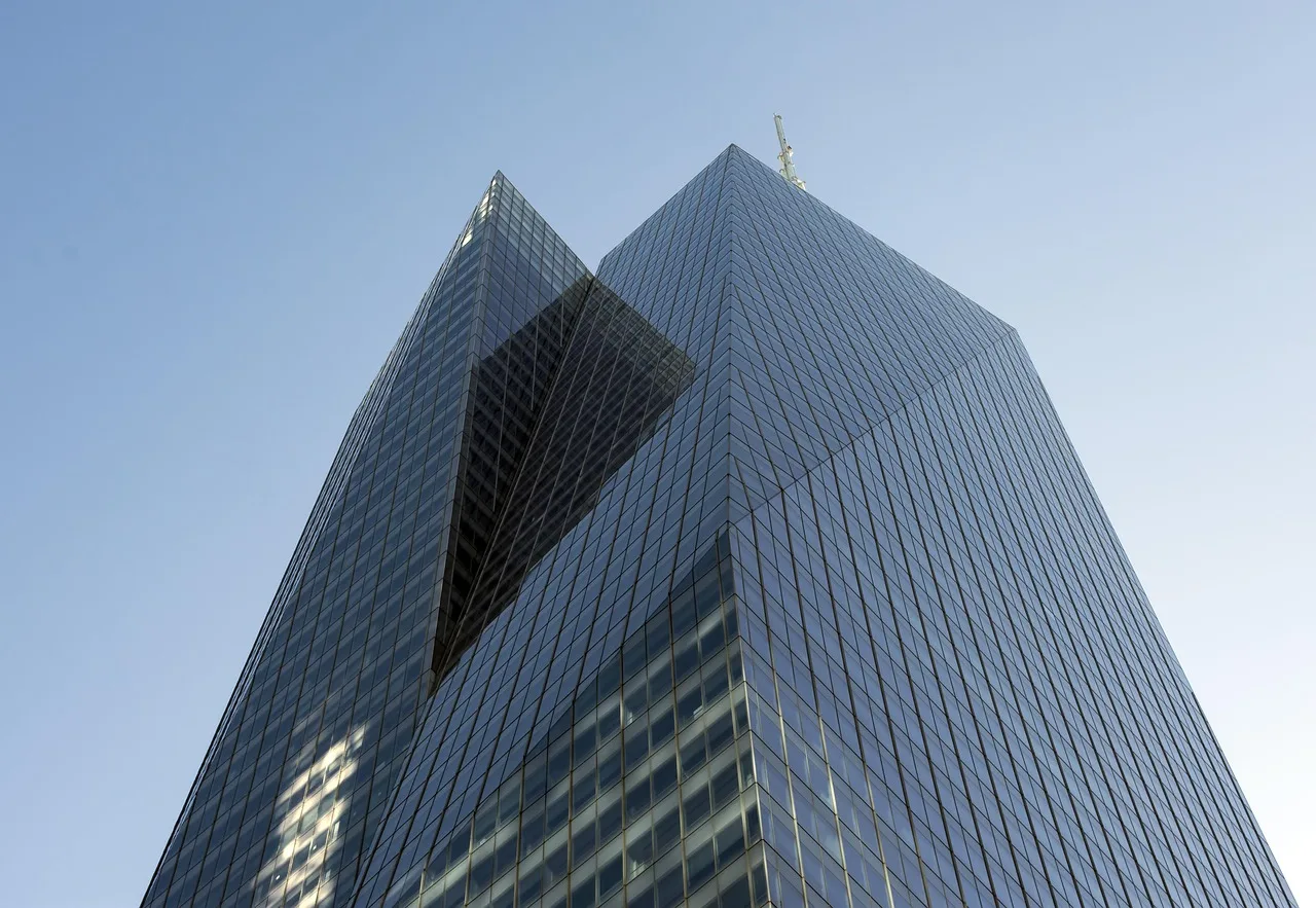 building, skyscraper, nyc, new york, city, corporate, financial, office, sky, downtown, cityscape, business, architecture, modern, office building, office building exterior, metropolitan, nature, manhattan, urban, modern building, tower, blue office