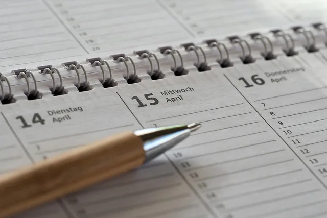 calendar, meeting, planning, scheduling, time management, tasks, agenda, schedule, time planning, to organize, daily plan. How London buyers choose appointment-setting models compared with Manchester