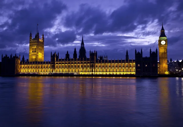 sky, england, uk, thames, clock, big, ben, river, famous, landmark, parliament, westminster, government, nature, water. A guide to selling into the UK public sector and its frameworks